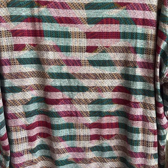 NWT LuLaRoe Patterned Irma Top - Picture 2 of 3